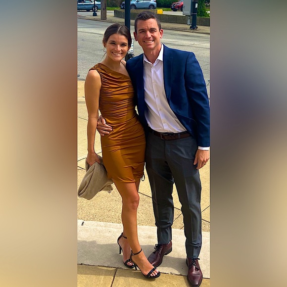 Revolve Norma Kamali Women’s One Shoulder Midi Dress - Picture 4 of 8